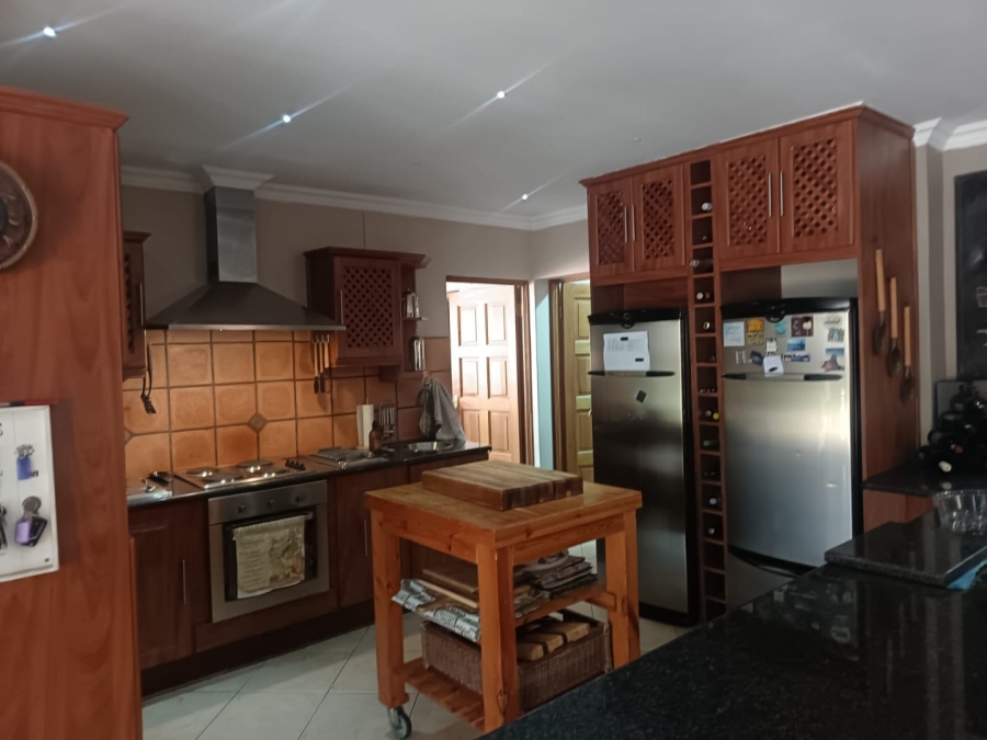 4 Bedroom Property for Sale in Hillcrest Northern Cape